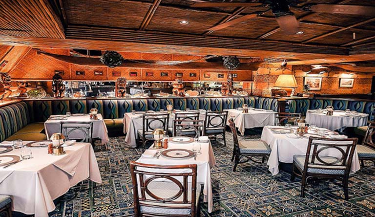 crowne-plaza-kitchen